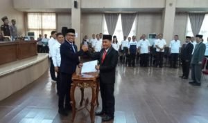 Lantik Lima Pejabat Eselon II, Bupati Delis: Kita Bukan Raja Tapi Pelayan Masyarakat