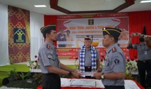 Disaksikan Kadiv Keimigrasian Kanwil Kemenkumham Sulsel, Kalapas Palopo Gelar Sertijab dan Pisah Sambut