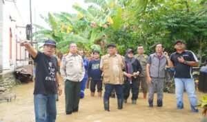 Tinjau Lokasi Banjir, Pj Bupati Luwu: Kita Akan Koordinasi dengan Balai Untuk Penanganan Sungai Suli