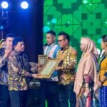 Beri Perhatian Khusus Kepada Dokter Spesialis, Bupati Morut Terima Penghargaan dari Menteri Kesehatan