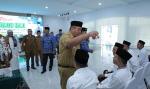Wakil Bupati Asahan Upah Upah 64 Jama’ah Calon Haji Anggota Korpri Asahan