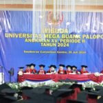 Pj Wali Kota Asrul Sani Hadiri Wisuda Universitas Mega Buana Palopo