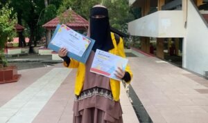 Mahasiswi Pendidikan Biologi UNCP Sabet Juara 1 Lomba Karya Tulis di Unhas