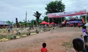 Kejuaraan Balap Sepeda Night Race Seri III Luwu Raya Sukses Digelar