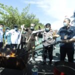 Kejari Palopo Musnahkan Barang Bukti Narkoba dan Jual Handphone Rampasan