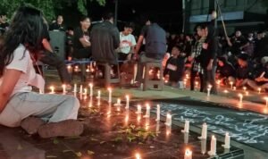 Mahasiswa Gelar Teatrikal di Mapolres Palopo, Desak Kasus Feni Ere Diusut Tuntas