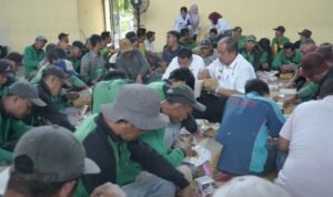 Halal Bihalal Dinas Lingkungan Hidup, Bupati dan Wakil Bupati Asahan Makan Bersama Ratusan Petugas Kebersihan