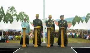 Ibas–Puspa Luncurkan 3 Kartu Sakti di HUT ke-22 Luwu Timur, Rusdi Layong: Ini Bukti Pemda Tak Sekadar Janji