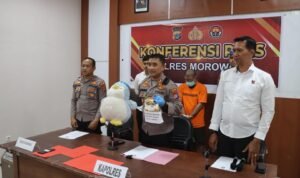 Polres Morowali Bongkar Penyelundupan Sabu Rp1 Miliar dalam Boneka Penguin