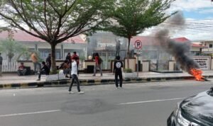 Demo di Polres Palopo, Mahasiswa Tuntut Usut Tuntas Kasus Penganiayaan Kader HMI